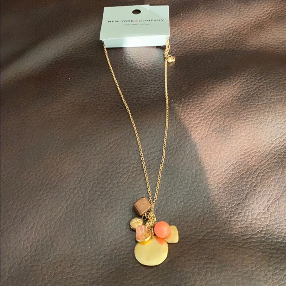 NWT New York and company necklace